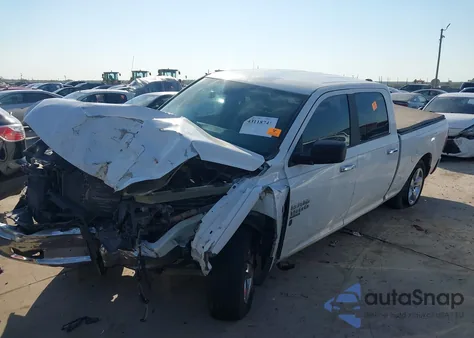 2021 Ram 1500 Classic Slt 4X2 6'4 Box z USA, uszkodzony, nr VIN 1C6RR6TT0MS520626